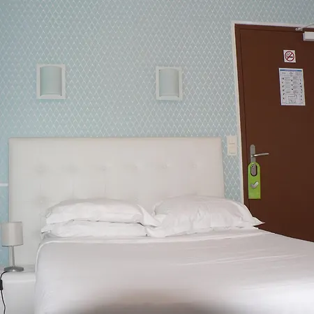 Hotel Les Alizes 2*