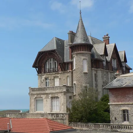 Les Alizés 2* Biarritz