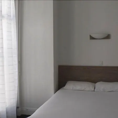 Szálloda Les Alizés 2*