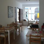酒店 阿利扎斯酒店 2*