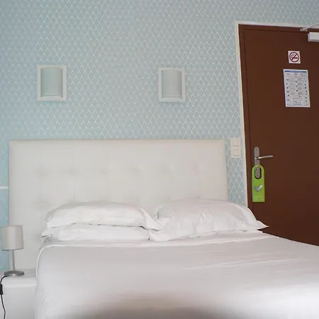 Hotel Les Alizes 2*