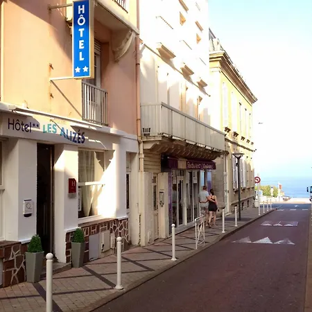 Hotel Les Alizes Hotell 2*
